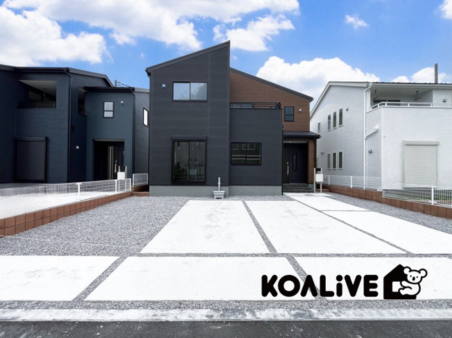 【外観】 | 高崎市新町　新築住宅 | 現地ご案内ツアー開催中！早朝やお仕事帰りのご見学にもすぐ対応致します！見学ご予約はコアライブまでお気軽にお問い合わせ下さい！