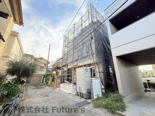 八潮市木曽根　新築戸建の前面道路含む現地写真|前面道路含む現地写真です。