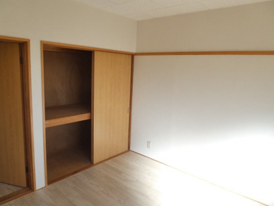 【収納】 | メゾン美の越　E棟 | 同間取り別部屋写真です。