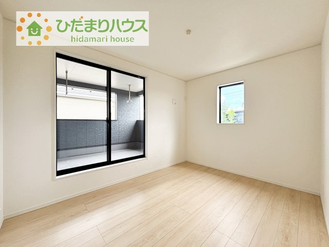 【洋室】 | かすみがうら市下稲吉第15　新築戸建　5号棟 | 洋室は高い天井のゆったりとした空間を演出(^^)/
