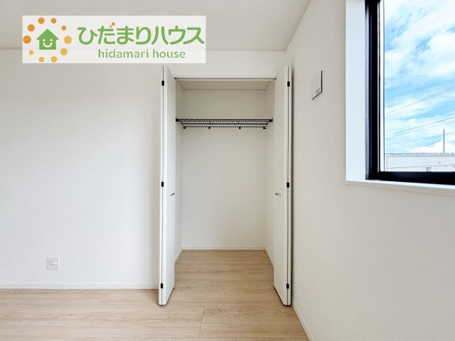 【収納】 | かすみがうら市下稲吉第15　新築戸建　5号棟 | ハンガーパイプ付でお洋服の出し入れもラクラクです！