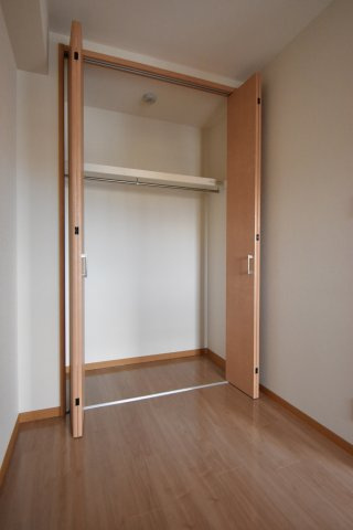 アクセルカクエイの収納