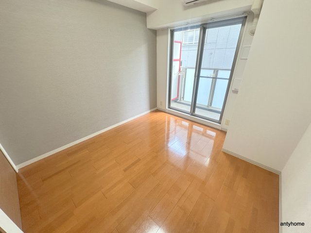 ルクレ難波　仲介手数料無料の居間・リビング