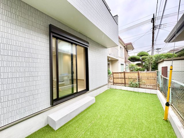 新築　所沢市中新井3丁目885番の庭