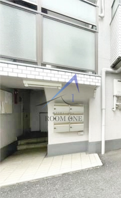 キャニオンマンション加賀町第二のエントランス|エントランスです。