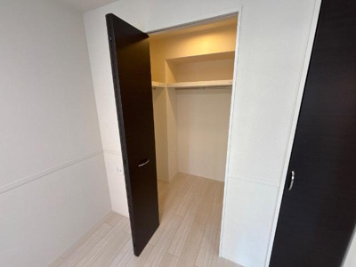 【収納】 | レヴメゾン神山六番館 | ウォークインクローゼット（イメージ）