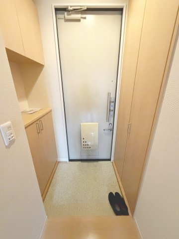コスモス野上の玄関
