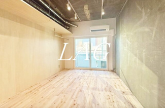 【居間・リビング】 | トーシンハイム新宿 | 洋室のお部屋です。