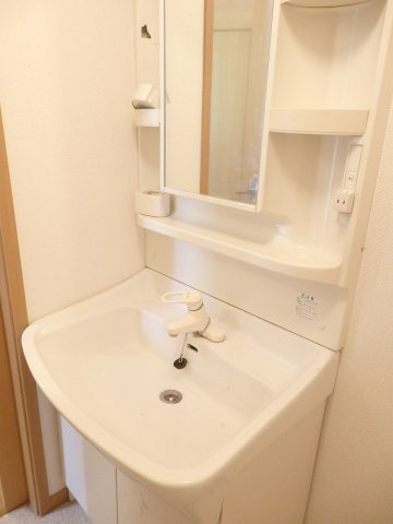 ソレアードＣの洗面所|広い洗面スペース