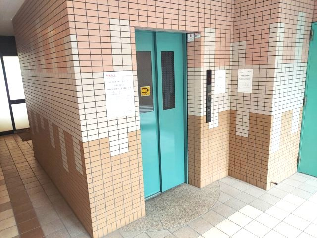 サークコート宝塚のその他共用部分|エレベーター前