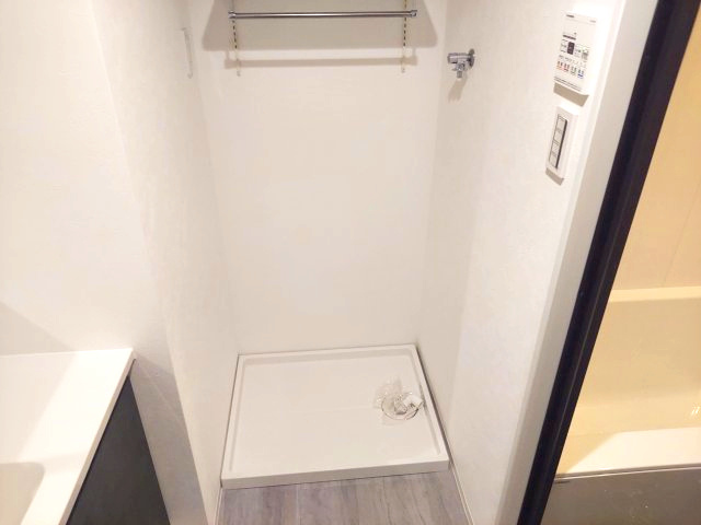 サークコート宝塚の洗面所|洗濯機置場