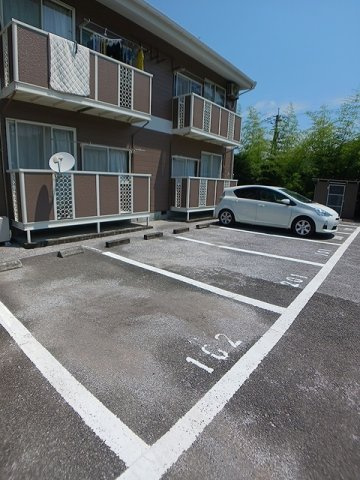 コーポラス　ＪＵＮＯの駐車場|駐車場