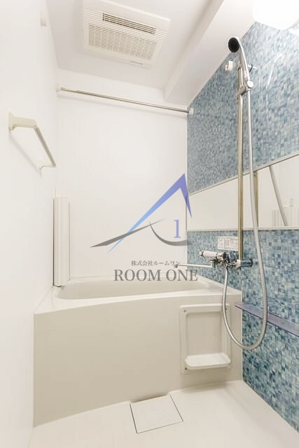 エストゥルース新小岩の浴室|お風呂です。