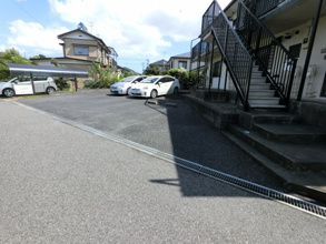 【駐車場】