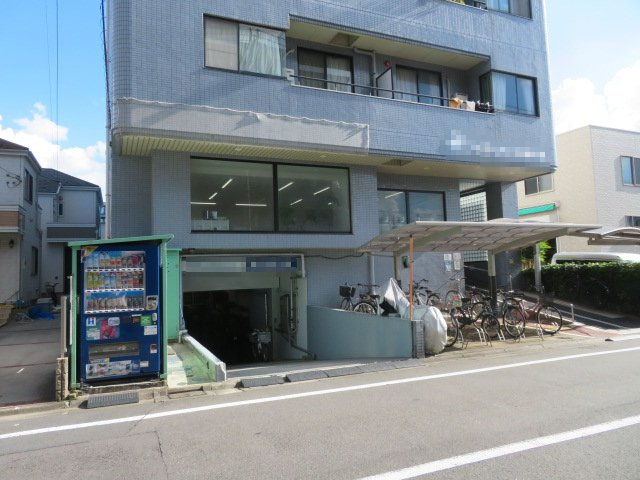 足立区保木間１丁目の事務所
