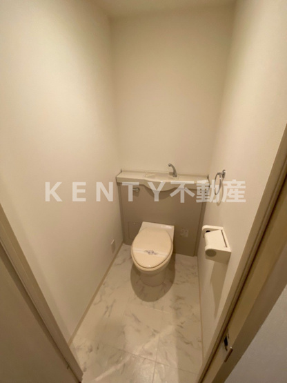 【トイレ】 | グランドフォーレヤマモト | コンパクトで使いやすいトイレです