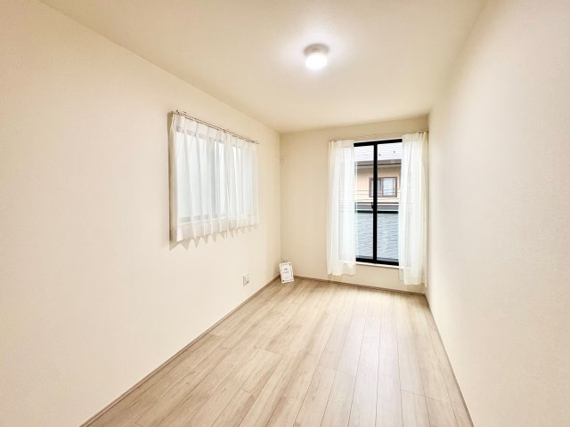 新築　所沢市中新井3丁目885番の洋室|洋室5.68帖