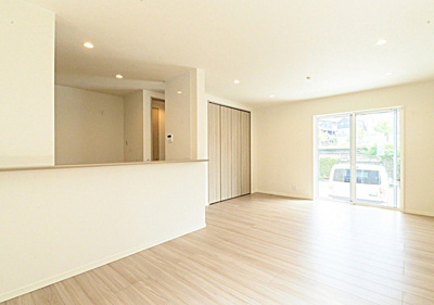 【その他】 | 板橋区幸町　新築戸建　№A 13880万円 | 施工主施工例：リビング