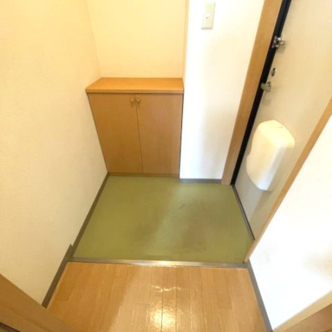 コーポKF桜木の玄関