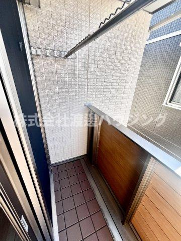 カーサ上中条のバルコニー