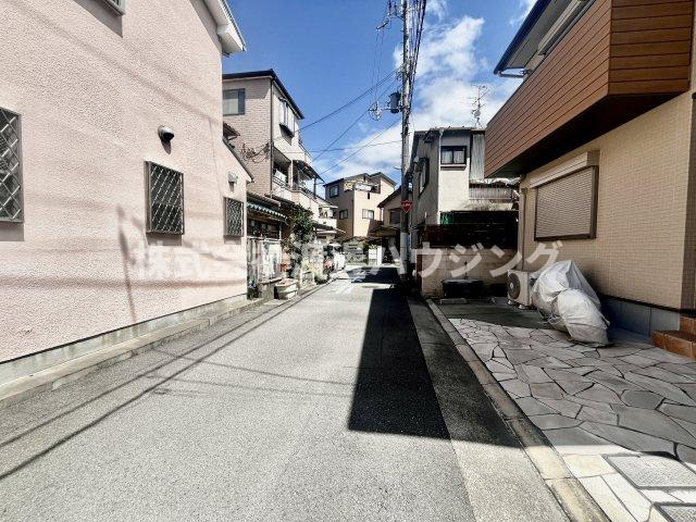 カーサ上中条の周辺