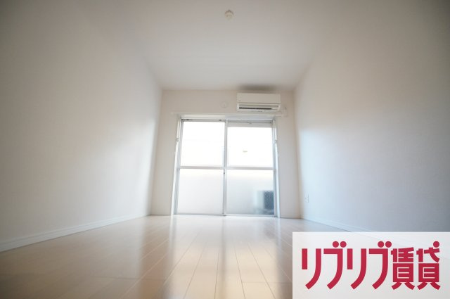 エトワール末広町の洋室