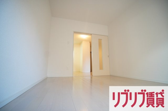 エトワール末広町の洋室