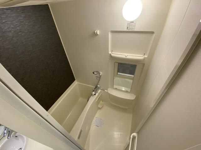 クレジデンス神谷町の浴室