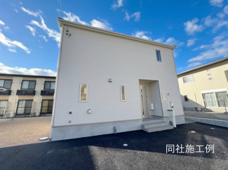 【外観：施工例】 | 加東市社第22-1号棟
