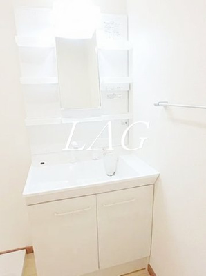 【洗面所】 | ロワール新小岩 | 洗面台です。