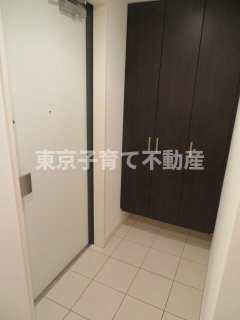 エアライズタワーの玄関