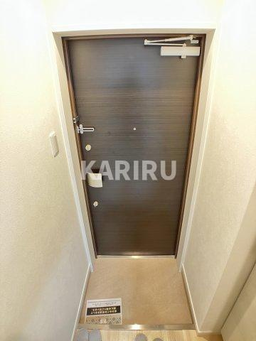 ドゥエリング千林商店街の玄関