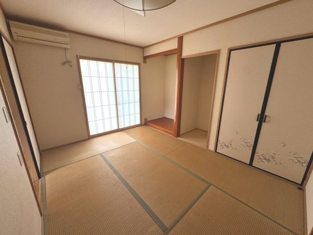 中古戸建　揖斐郡揖斐川町北方　平成22年築の和室|1階和室
