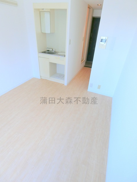 日神パレス平和島の居間・リビング