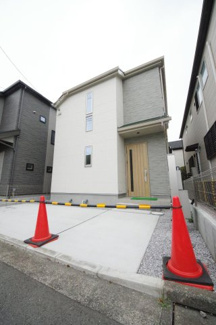 【バルコニー】 | 【仲介手数料無料！！】立川市栄町3丁目　新築戸建て（全2棟）2号棟　5580万円
