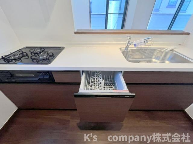 ◎茅ヶ崎市香川1丁目　新築戸建のキッチン|家事の負担を軽減してくれる食器洗い乾燥機付き☆