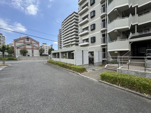 アバンドーネ西神春日台２号棟のその他
