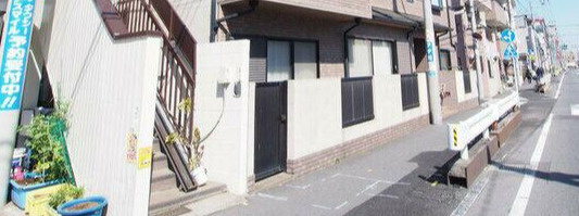 Ｍ．Ｃ．Ｍのエントランス