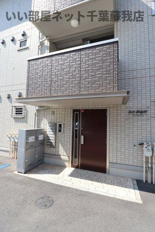 サンブライト　Bのエントランス|安心のオートロック付き！