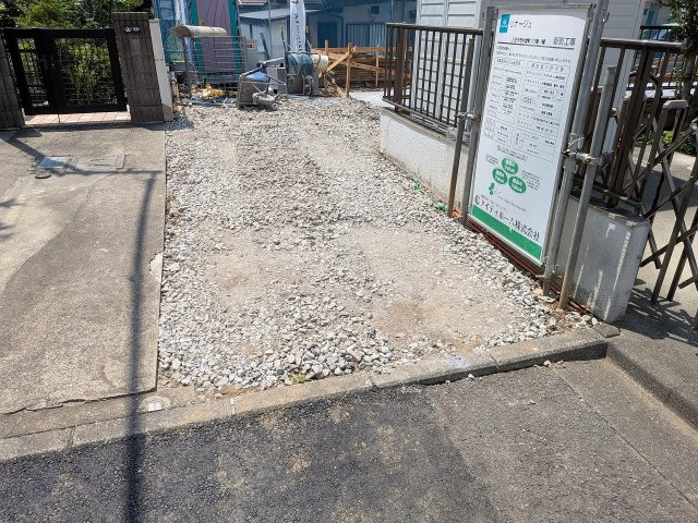八王子市　片倉町　新築一戸建て　０１期の駐車場|～カースペースは1台分～