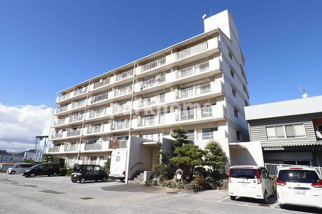 山崎ハイツの外観|きれいな外観です