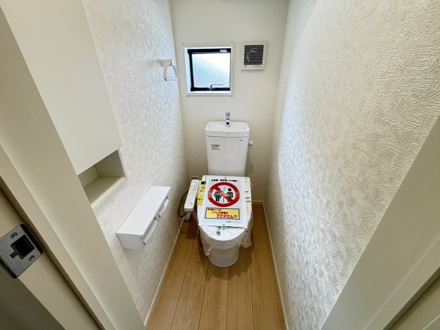 安城市二本木新町一丁目21番16の一部『仲介手数料無料』新築一戸建て・建売のトイレ