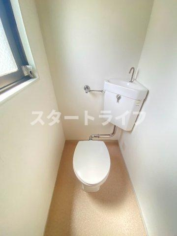 大阪市淀川区宮原５丁目の賃貸マンションのトイレ