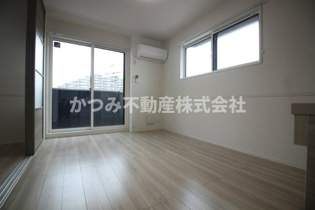【居間・リビング】 | アゼリア | 他号室参考写真