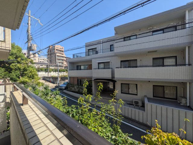 メゾン大蔵の展望|東向きバルコニーから