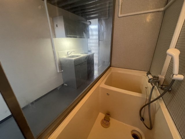 IUビル