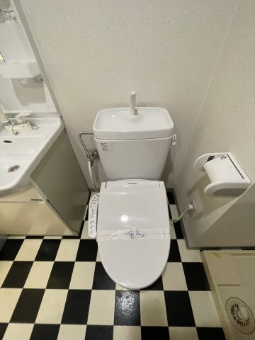 シャルル上新庄