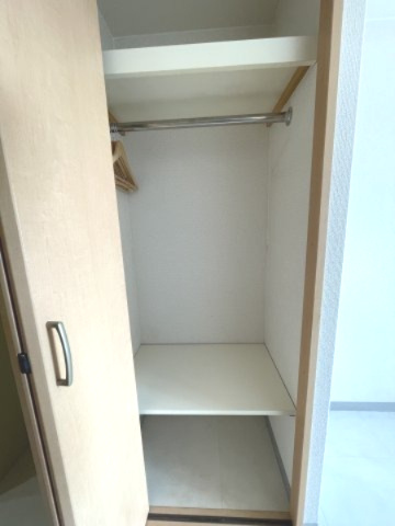 シャルル上新庄