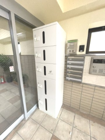 シャルル上新庄