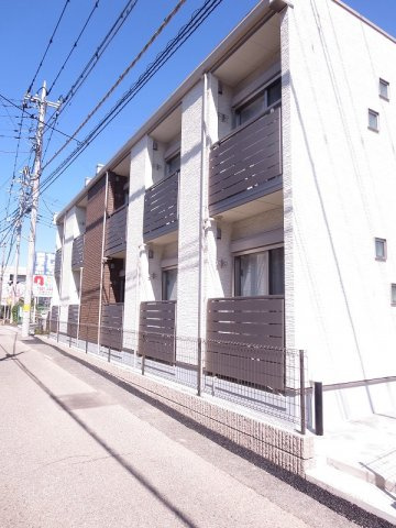 クレイノペルレシュロスⅨの外観